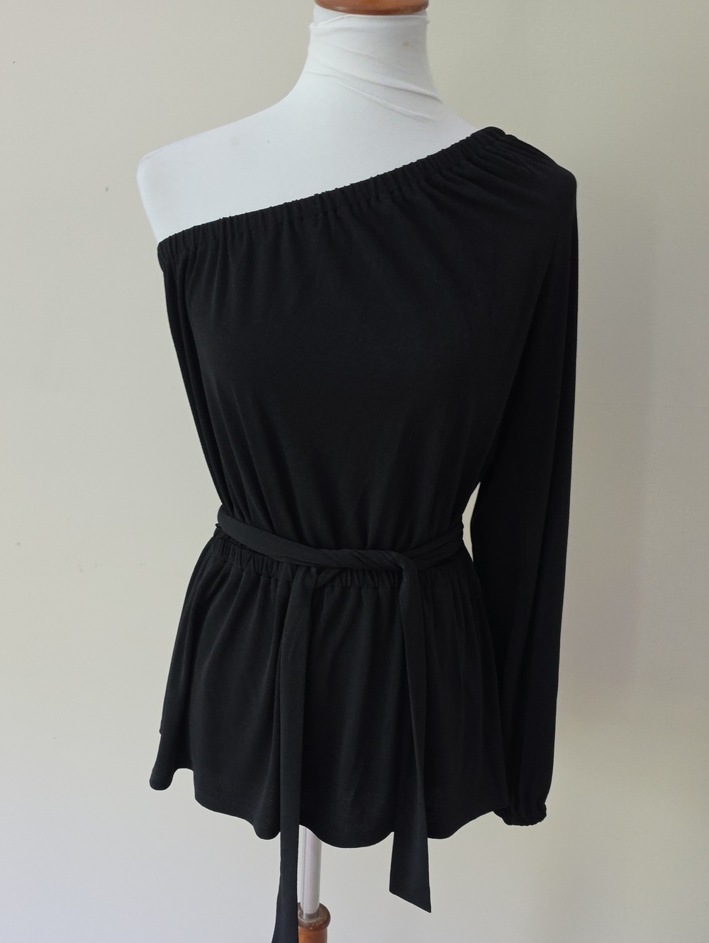 Michael Michael Kors Black One-Shoulder Long Sleeve Top with Waist Tie Brand New